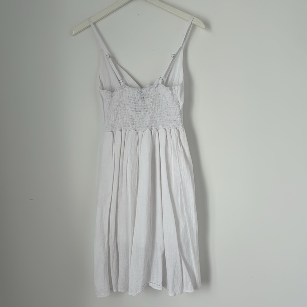 Amazon Dress - Picture 3 of 3